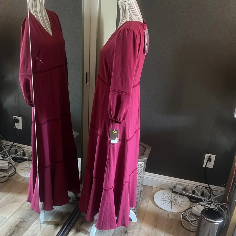 🛑 1 hour sale. NWT. Taylor, size 10P, Fuchsia Long Sleeve Dress - Picture 2 of 12